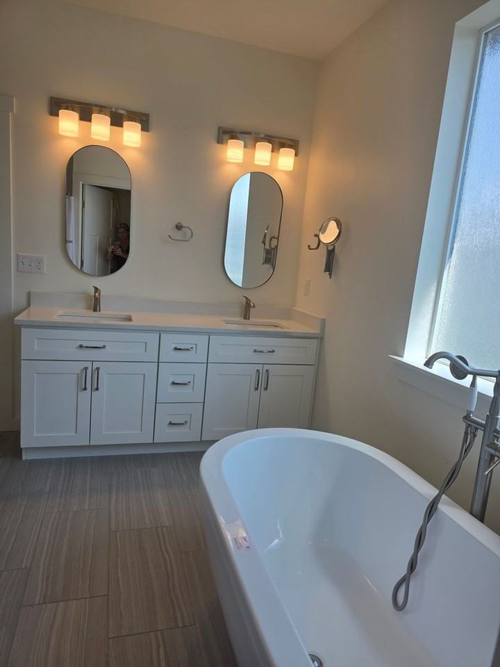 913 6th Ave Ne - Photo 4 of 20
