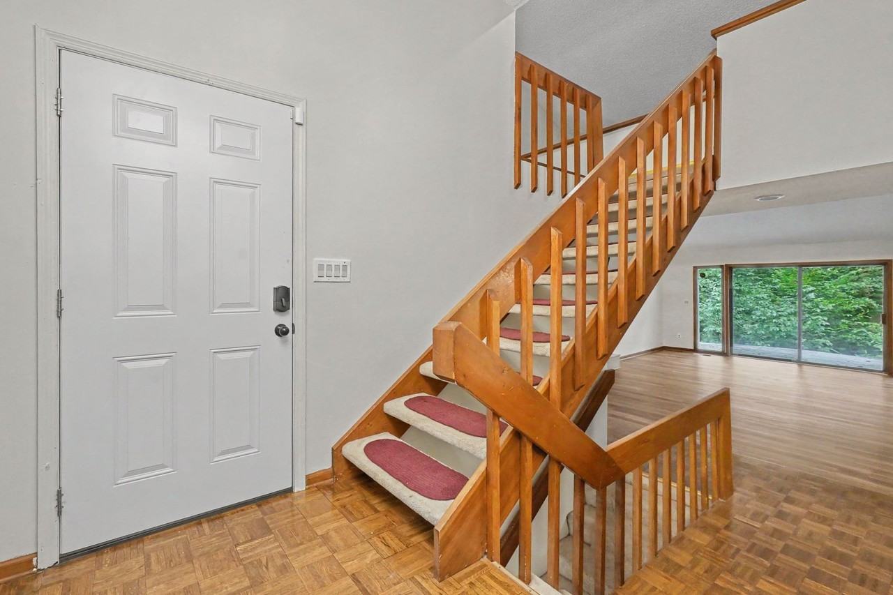 500 Hickory Hills Trl - Photo 7 of 34