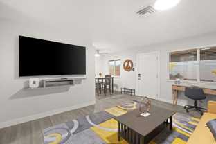 615 S 10th St #B - Photo 1 of 1