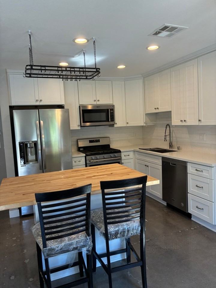 1640 Parakeet Ct - Photo 7 of 27