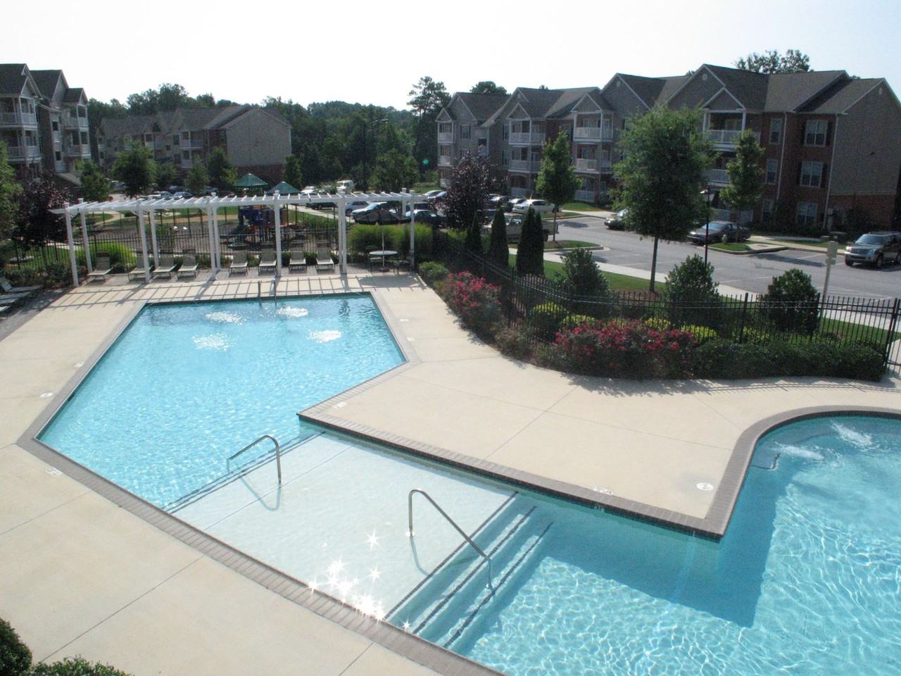 Regal Park Apartment Homes - Photo 4 of 29