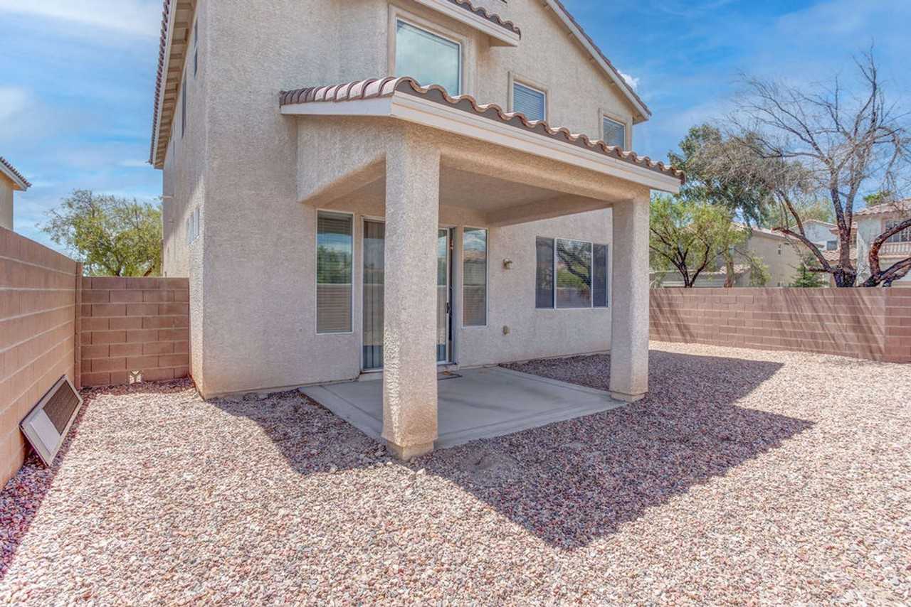 9548 Spring Blush Ave - Photo 7 of 48
