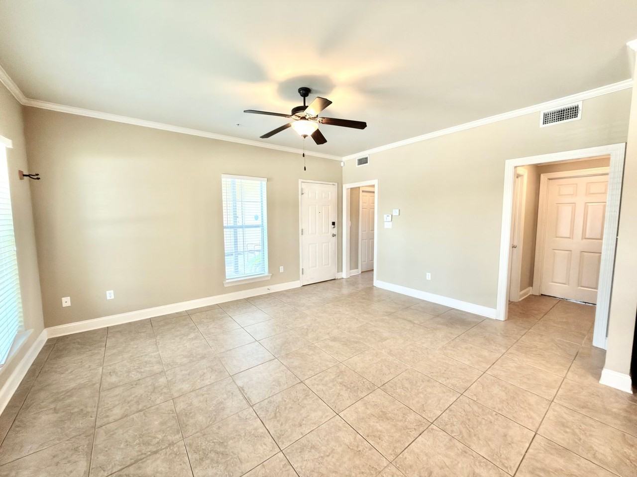 9413 Burbank Dr #A2 - Photo 5 of 22