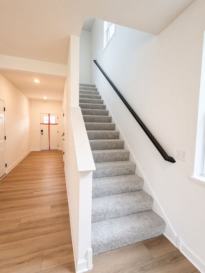 22362 Isla Way - Photo 6 of 28