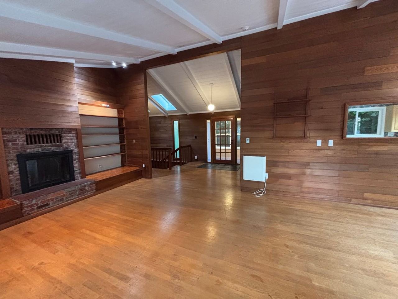 9435 36th Ave Sw - Photo 6 of 39