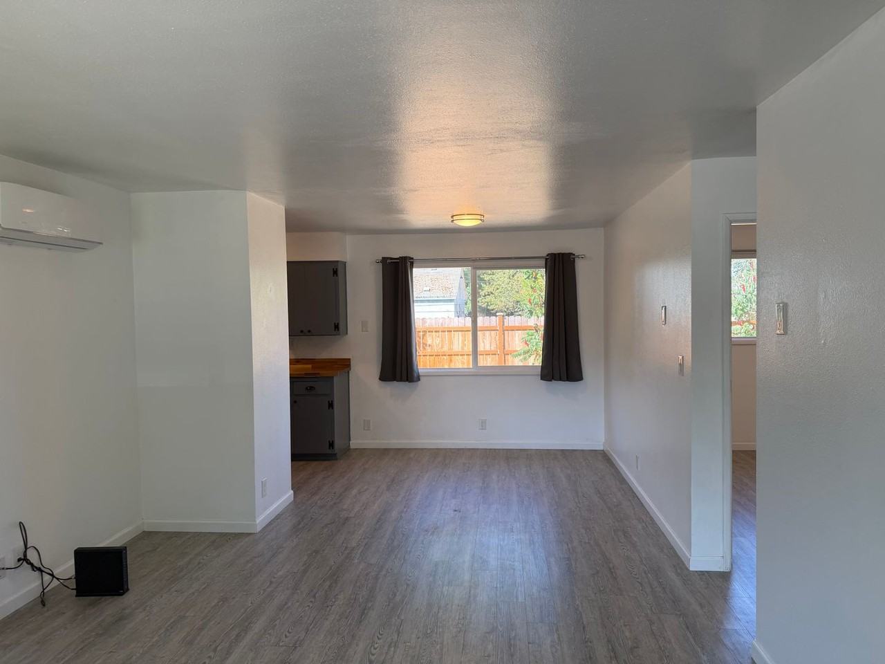 214 55th St - Photo 4 of 30