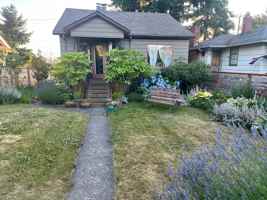 featured image of 5225 36th Ave Sw