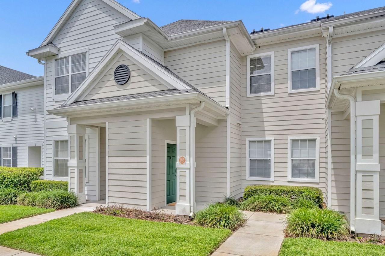 200 Southern Pecan Cir - Photo 2 of 50