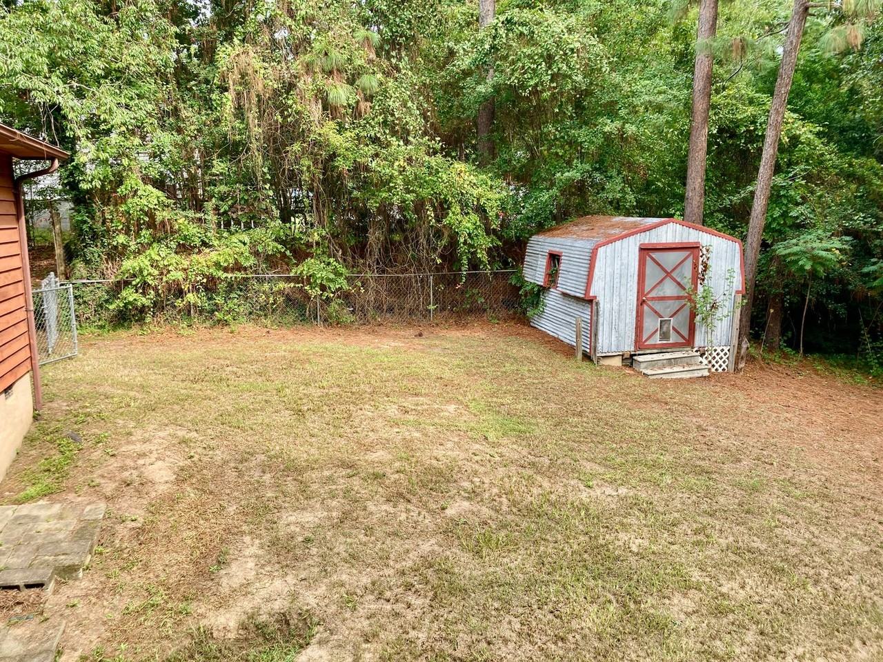 444 Cherokee Dr - Photo 6 of 23