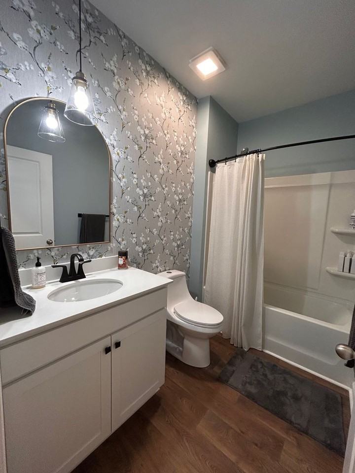 219 Greenwich Dr - Photo 3 of 28
