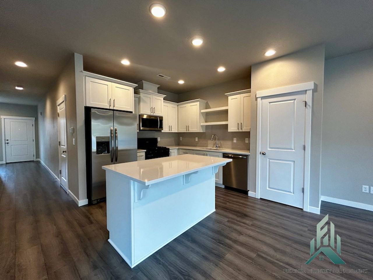 5905 Nw Torchcrest Pl - Photo 3 of 11