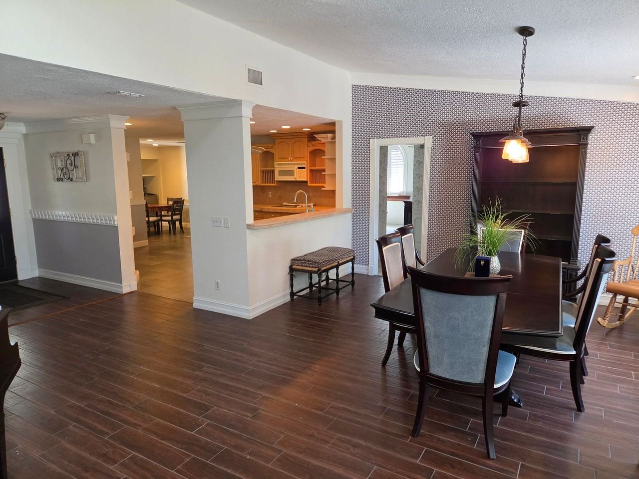 1132 Ridge Dr - Photo 4 of 24