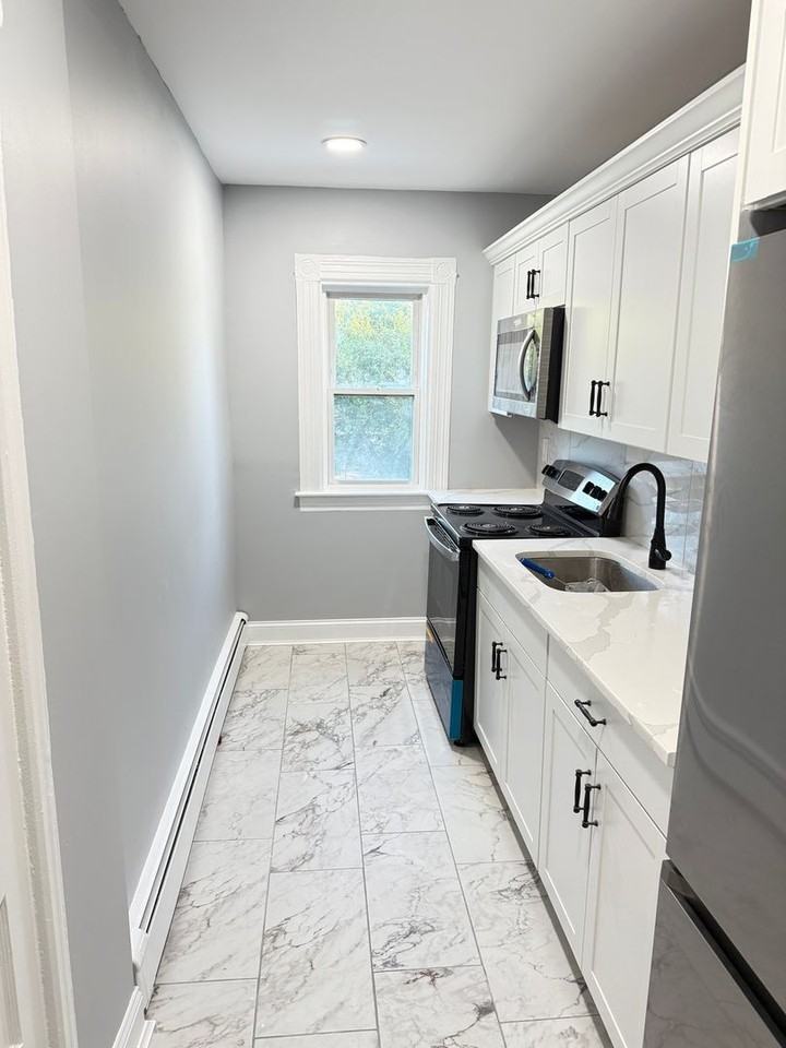 8 Lamprey St - Photo 7 of 13