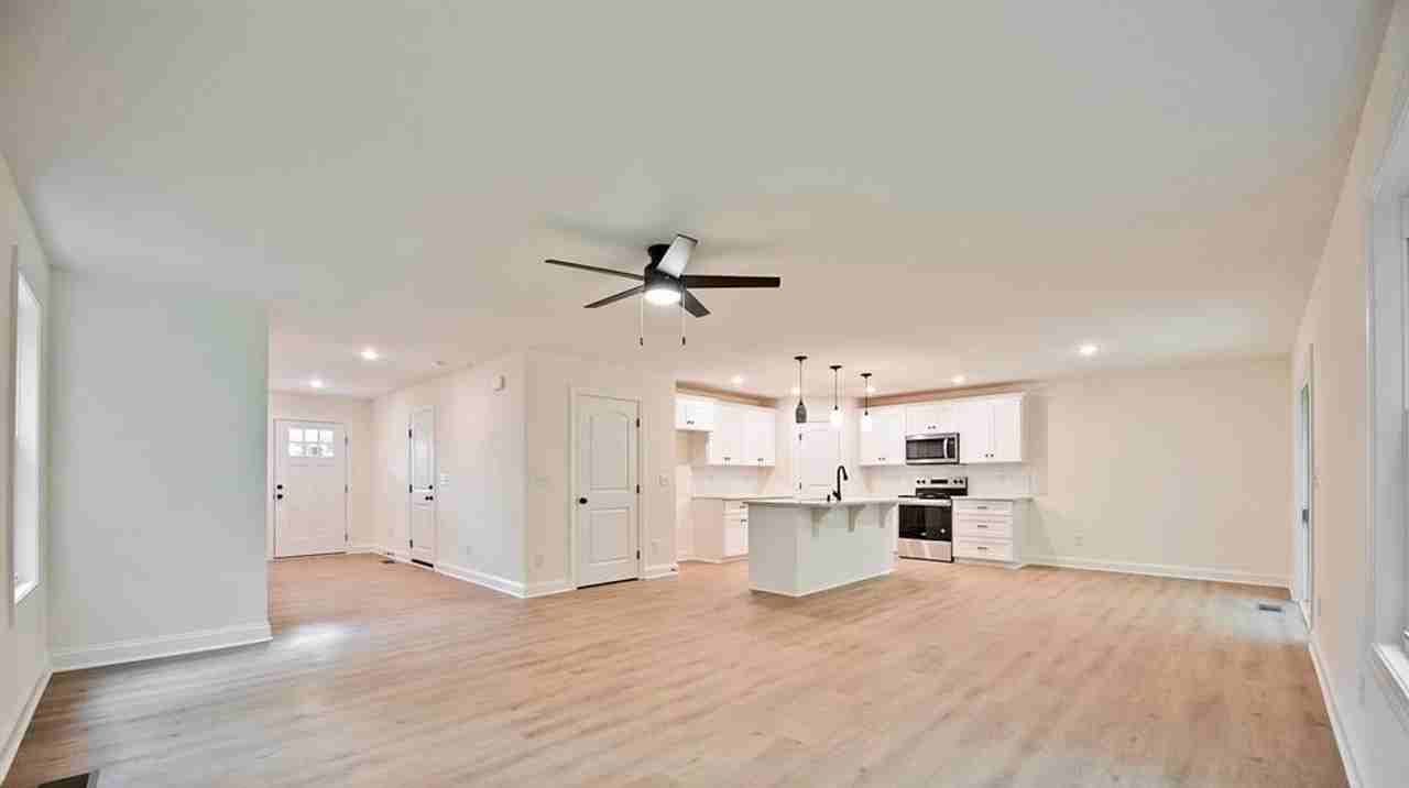 1211 Brecken Ct - Photo 5 of 11