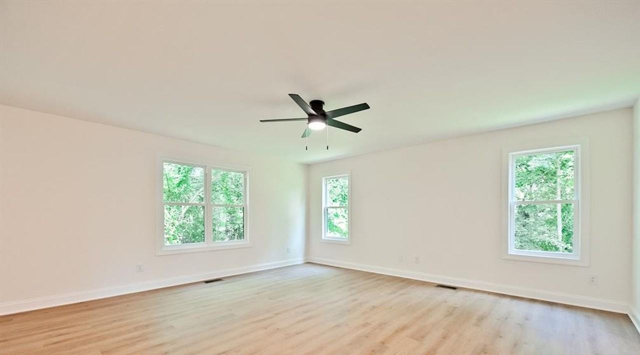1211 Brecken Ct - Photo 6 of 11