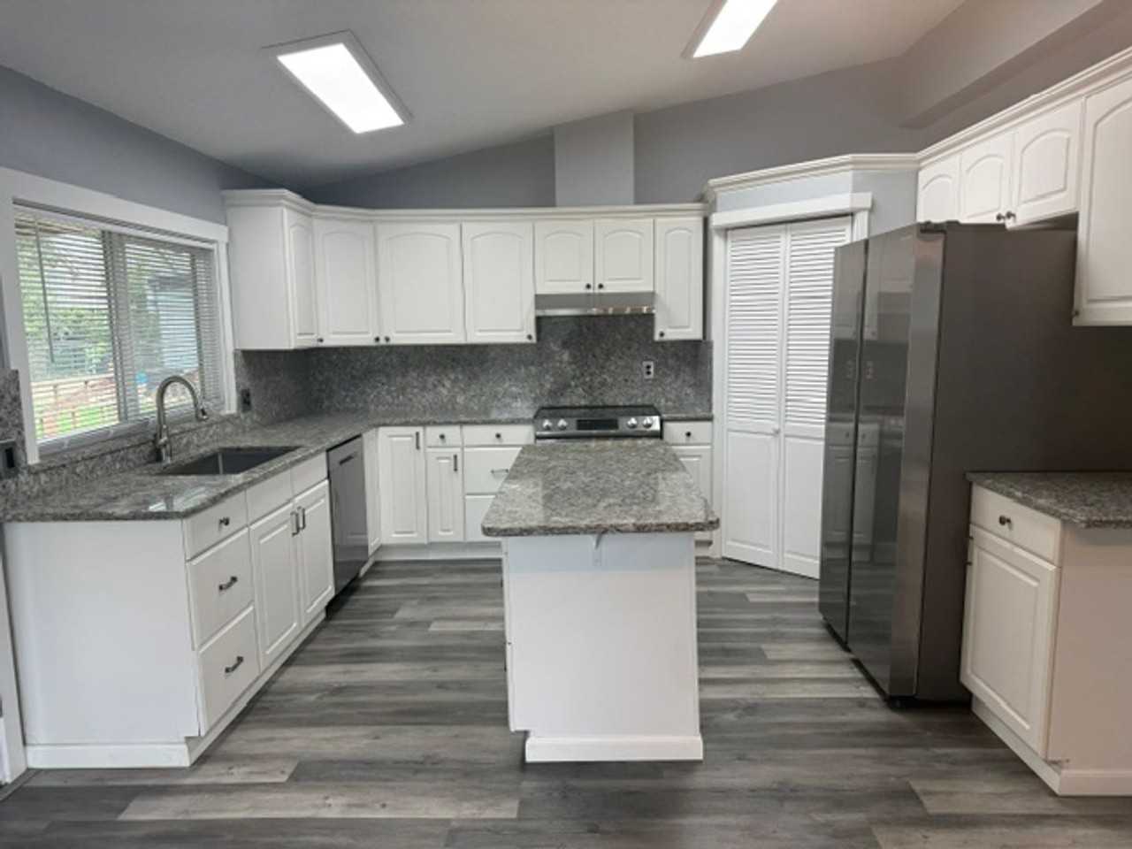9908 129th Street Ct E - Photo 5 of 25
