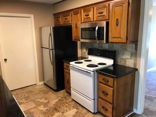 3012 Adrienne Dr - Photo 4 of 9