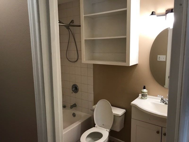 3012 Adrienne Dr - Photo 6 of 9