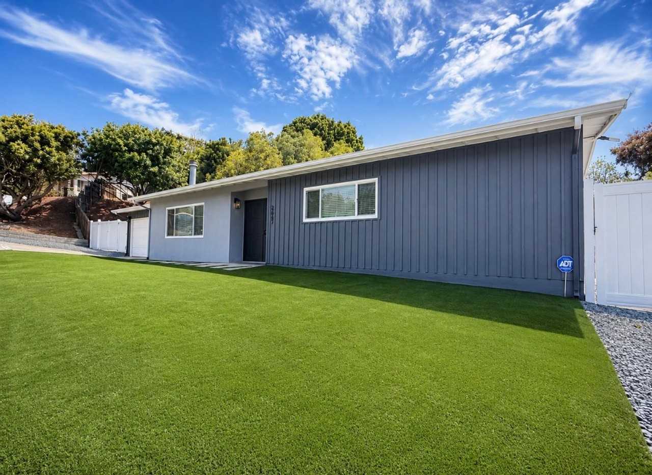 3667 Agua Dulce Blvd - Photo 2 of 14