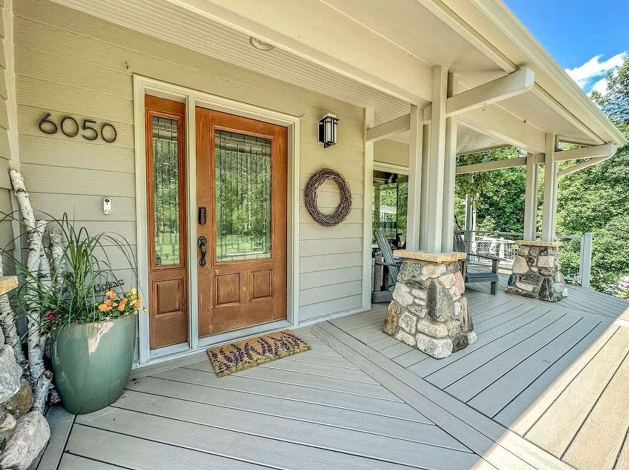 6050 Magic Canyon Rd - Photo 2 of 20