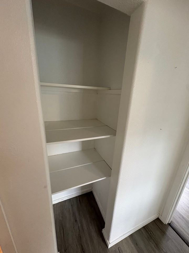 345 Hoaka Rd - Photo 6 of 16