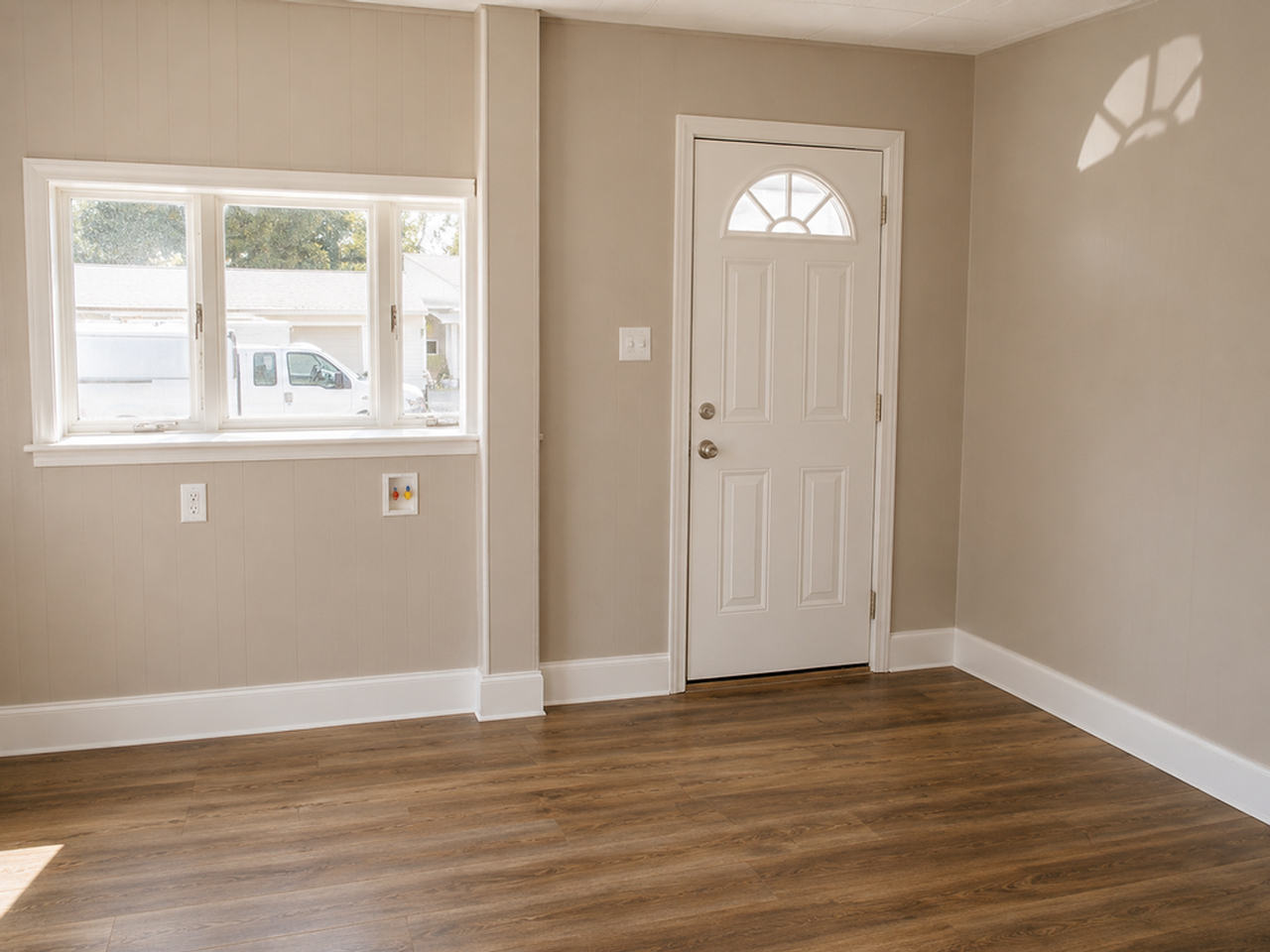 412 Allen St - Photo 5 of 33