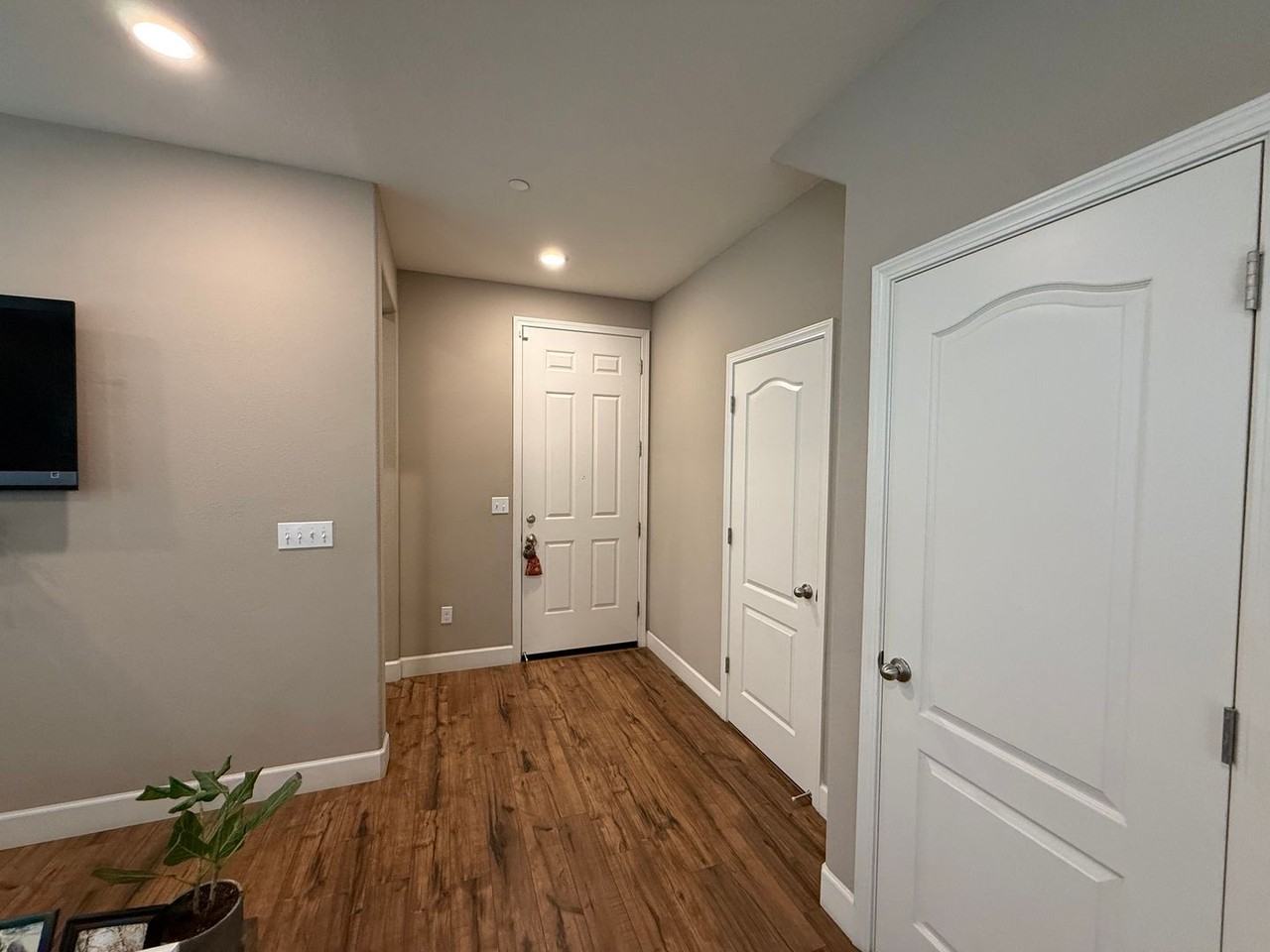 5732 Cornerstone Dr - Photo 6 of 42