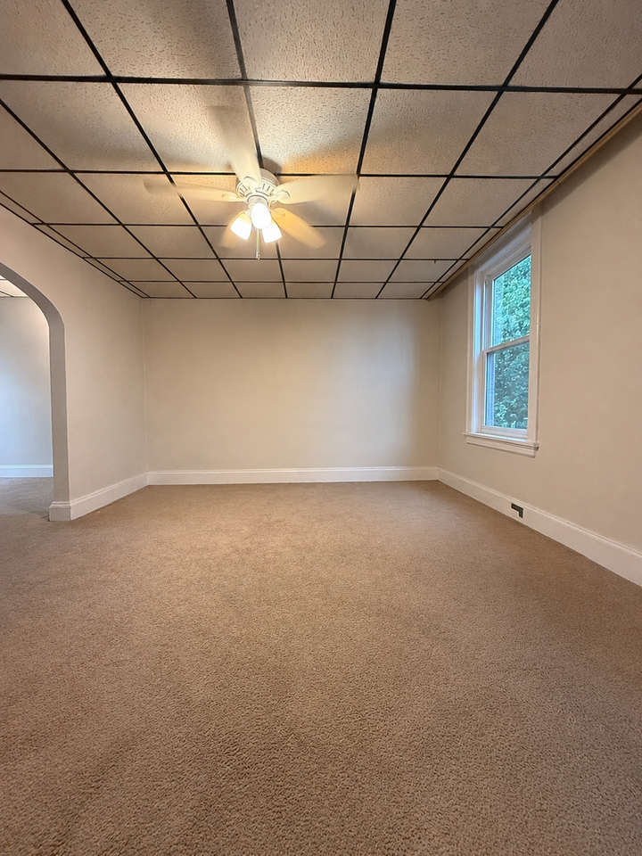 217 W Water St - Photo 2 of 11