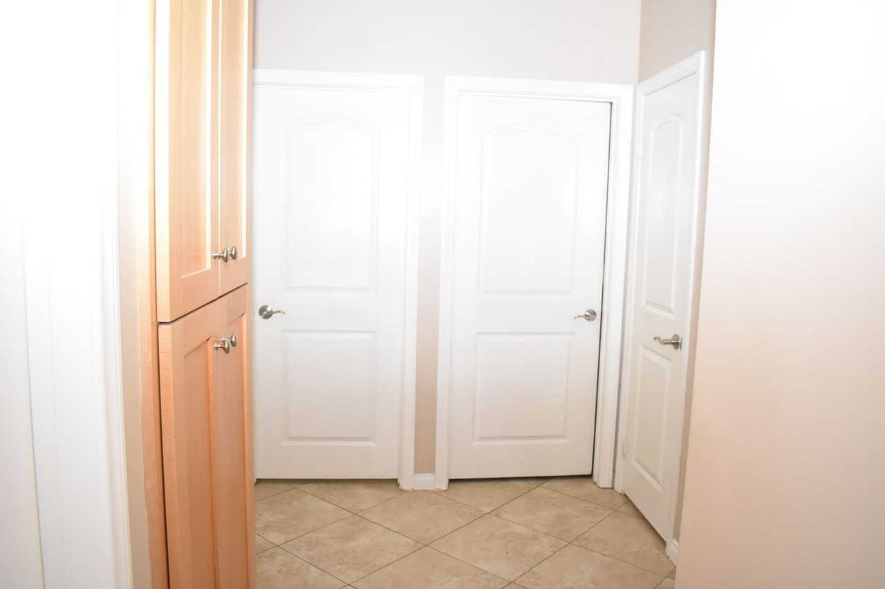 1341 Greenfield Dr - Photo 4 of 17