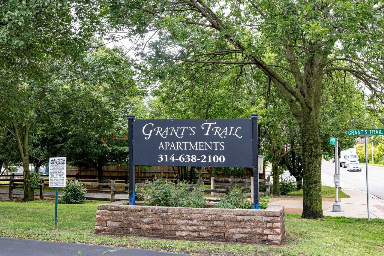 Grant's Trail Apartments - Photo 2 of 14