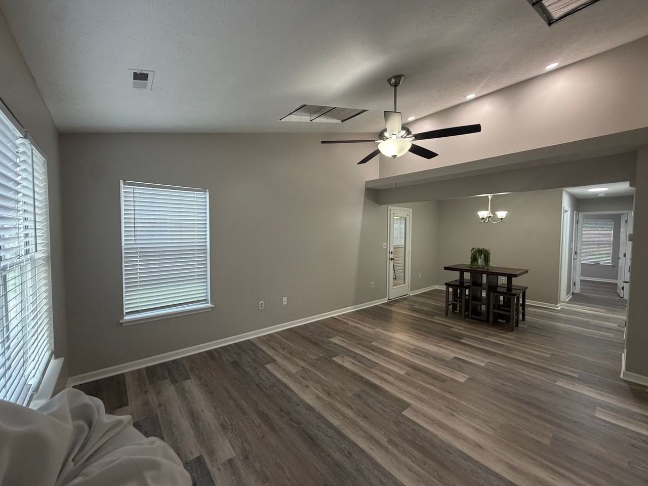 146 Raintree Way - Photo 6 of 28