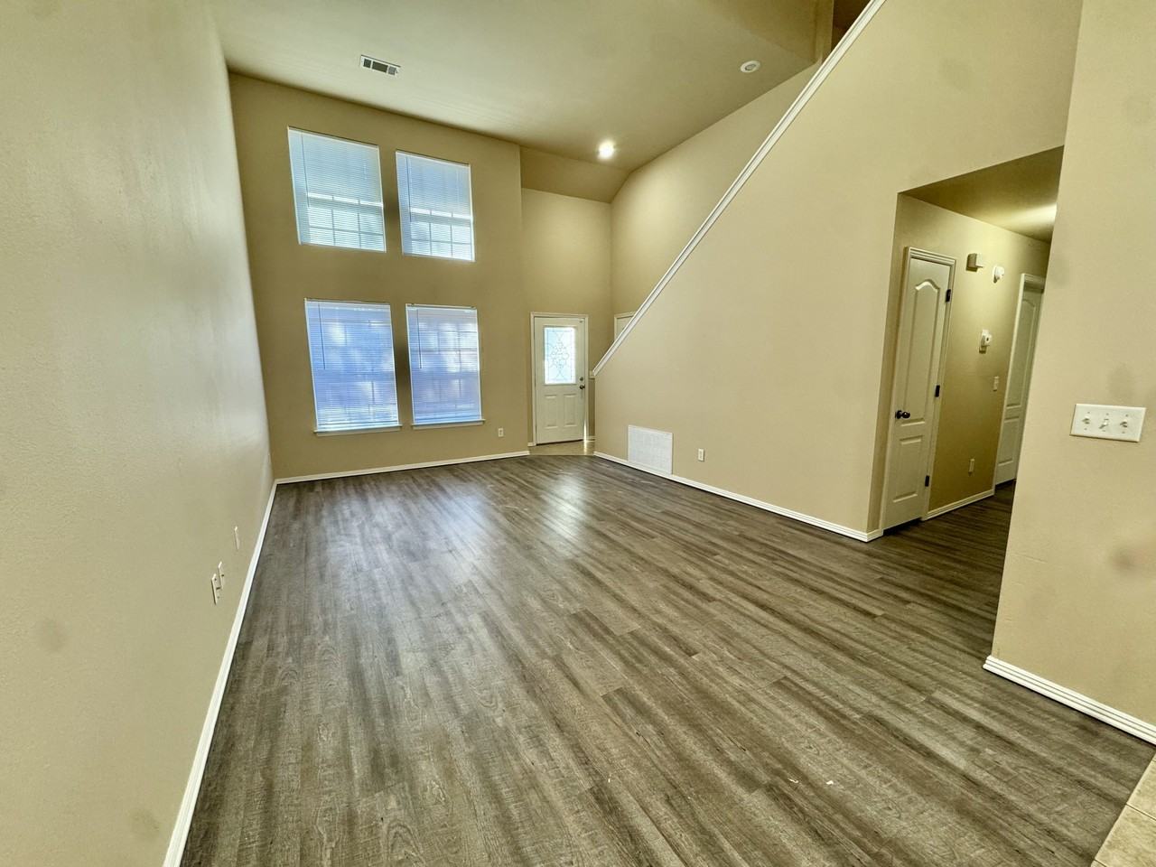 200 Carson Rd #B - Photo 3 of 10