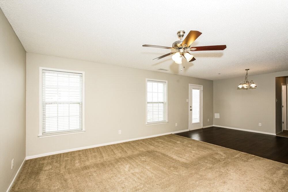 14384 Black Farm Dr - Photo 5 of 16