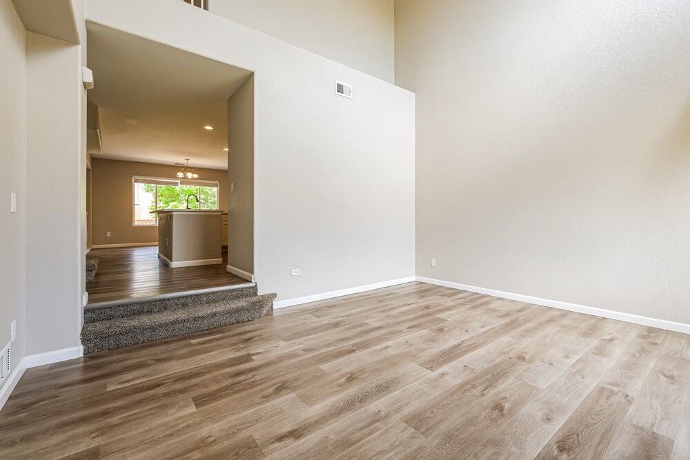 3905 Kirk St - Photo 5 of 17