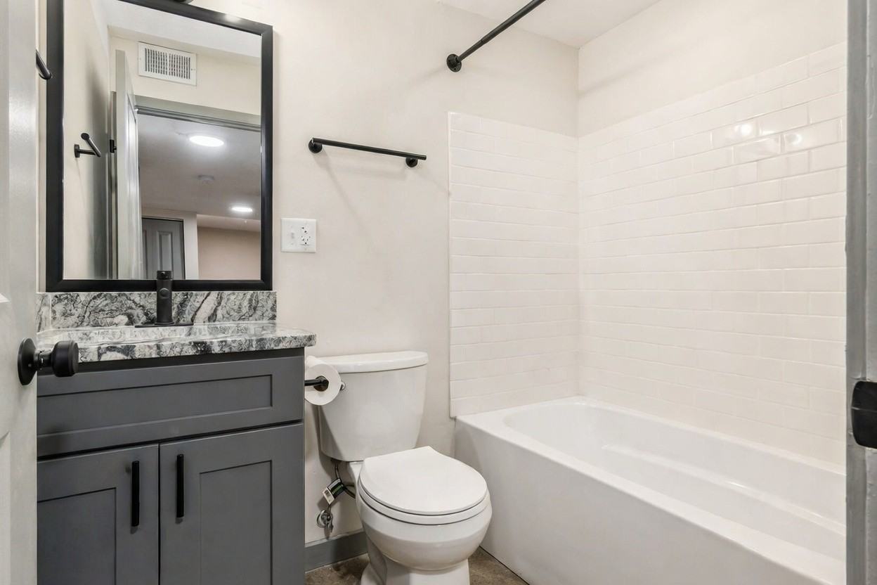 2085 W Broad St #209 - Photo 6 of 15