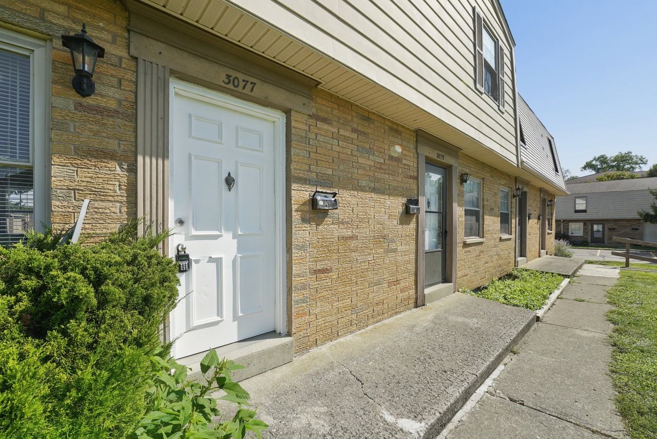 3077 Morsetowne Ct N #1 - Photo 3 of 27