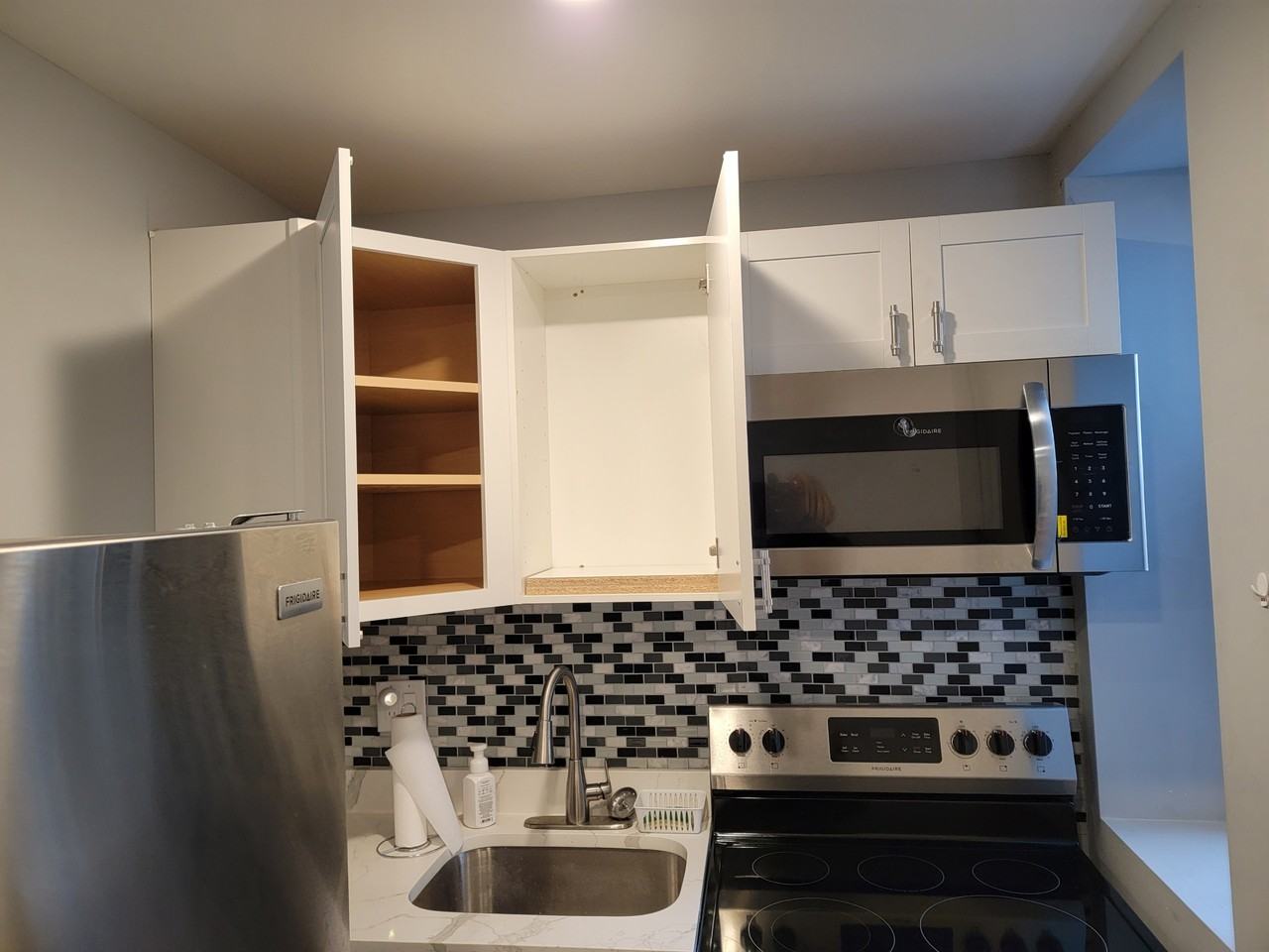 2507 N Front St #B - Photo 7 of 9