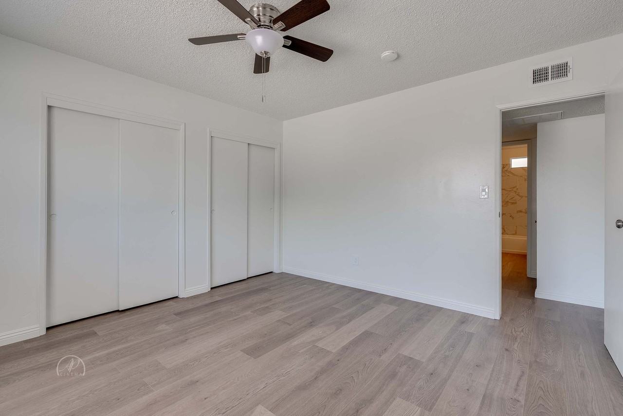 1716 3rd St #2 - Photo 5 of 9