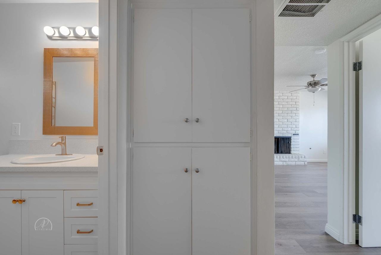 1716 3rd St #2 - Photo 6 of 9