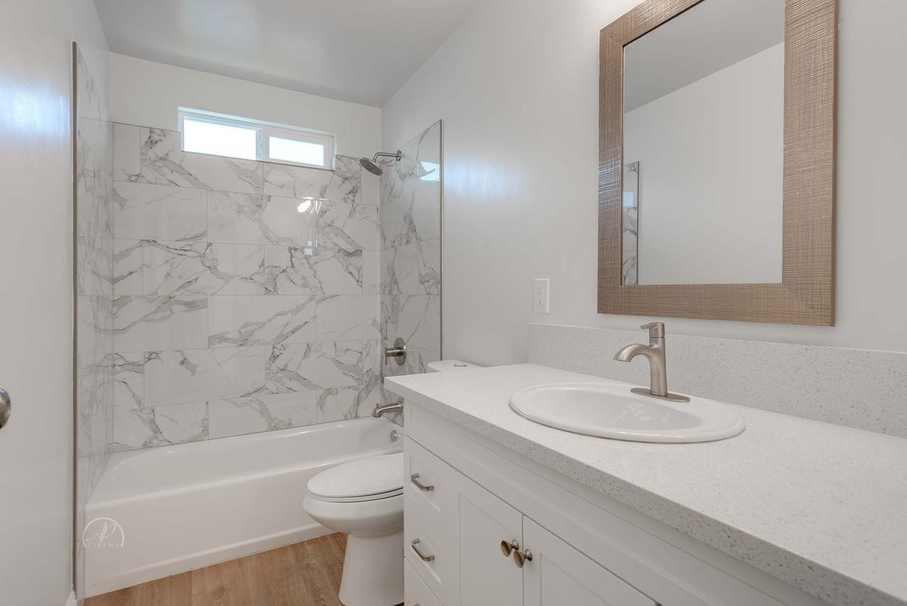 1716 3rd St #2 - Photo 7 of 9