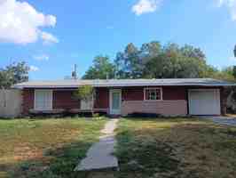 featured image of 306 Brettonwood Dr