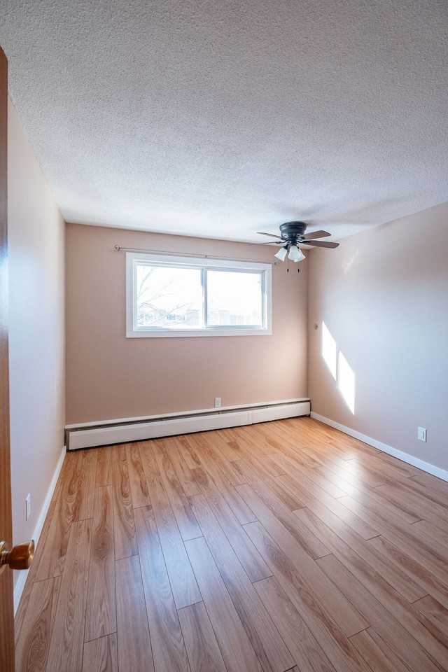 2121 Rae Street - Photo 4 of 7