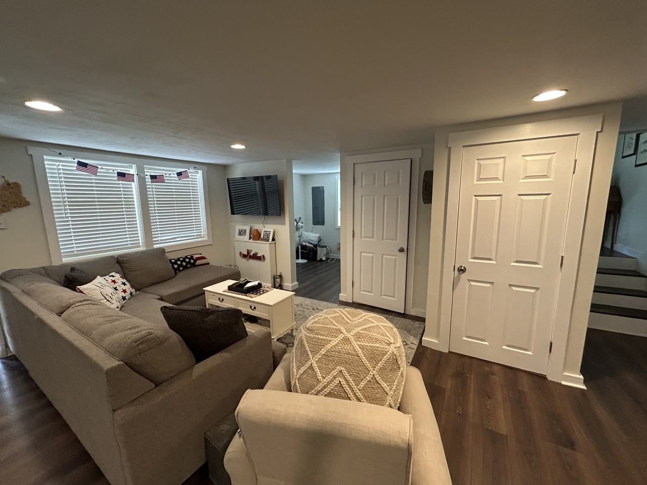 614 Harbor Rd #1 - Photo 5 of 27