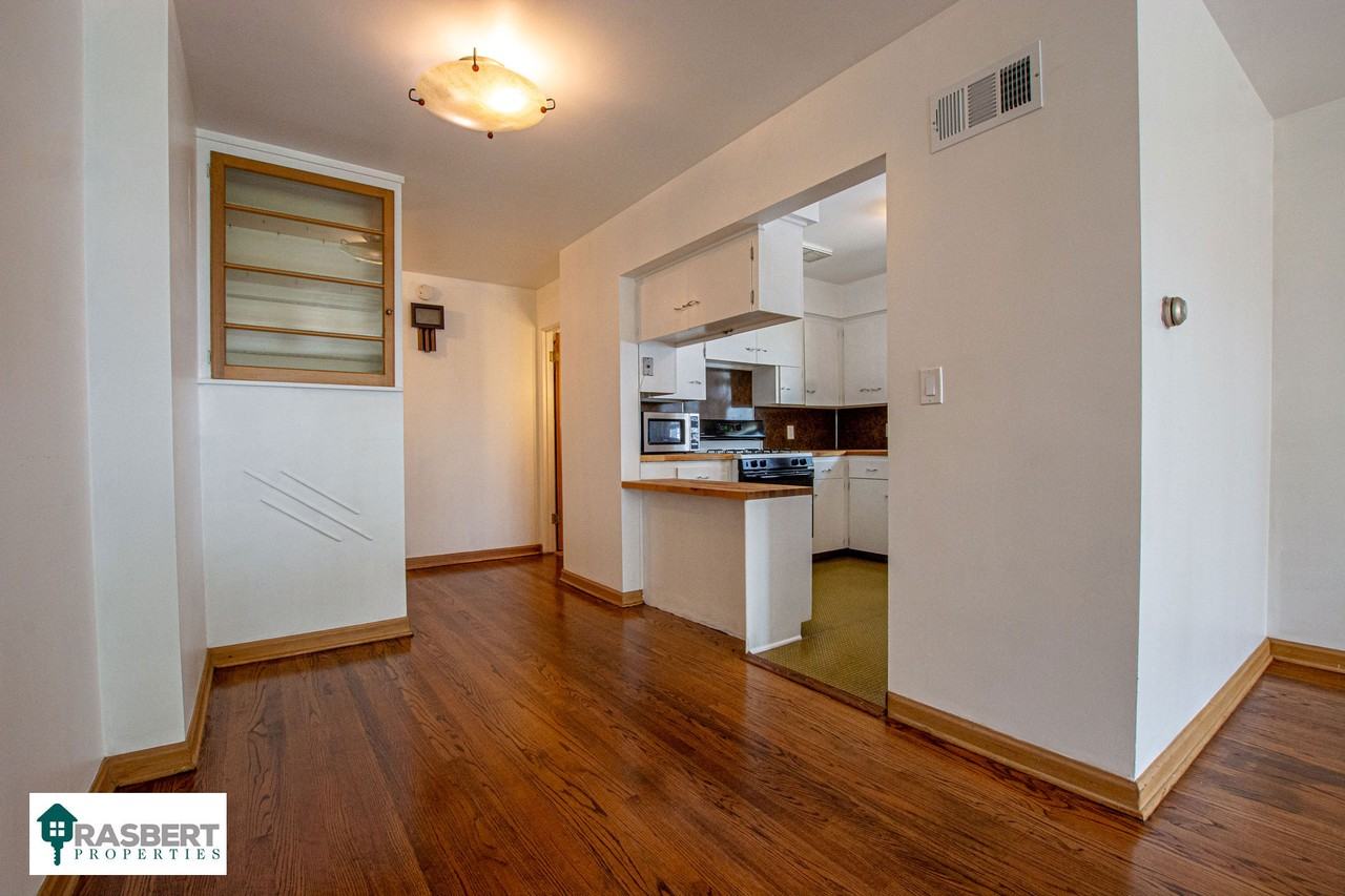 5626 Miami St #1 - Photo 3 of 16