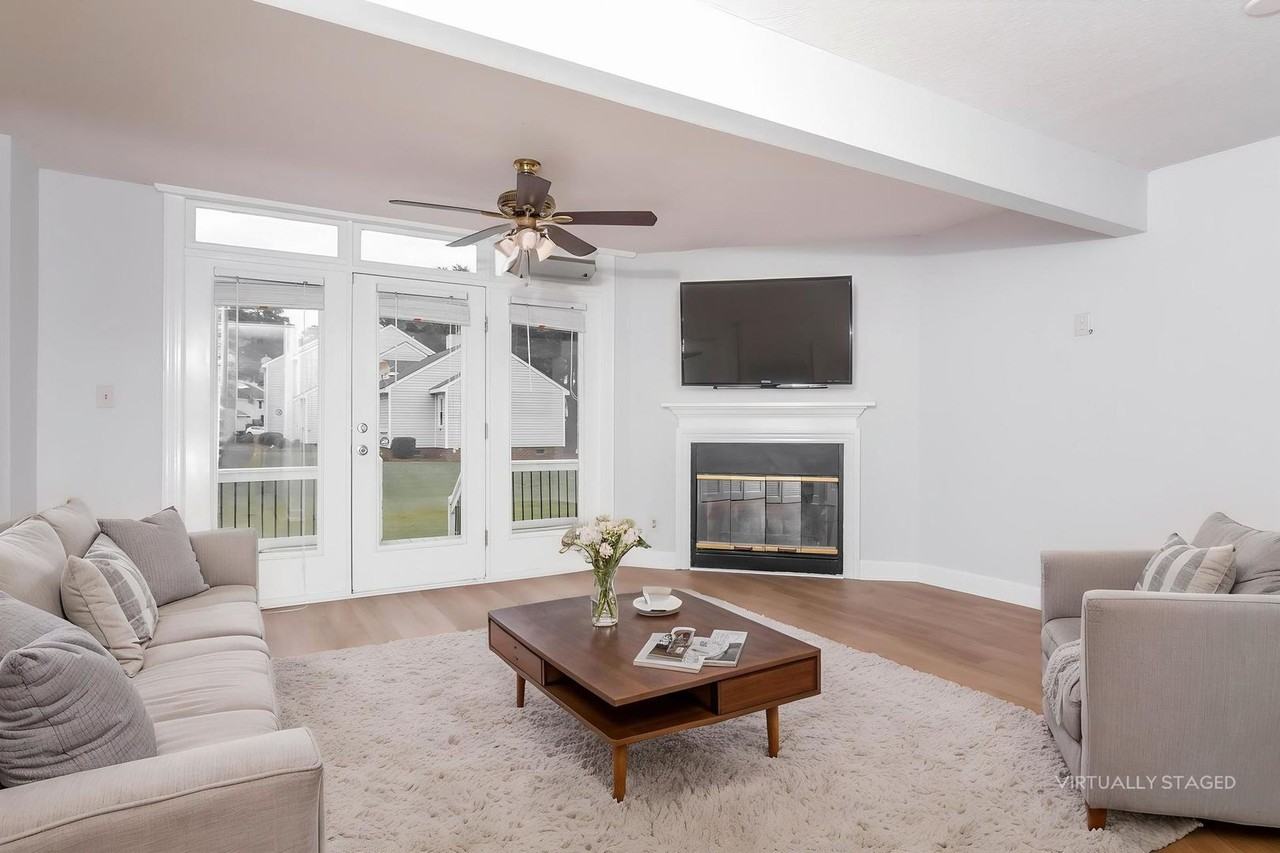 2506 Saint Christopher Cir Sw - Photo 4 of 22