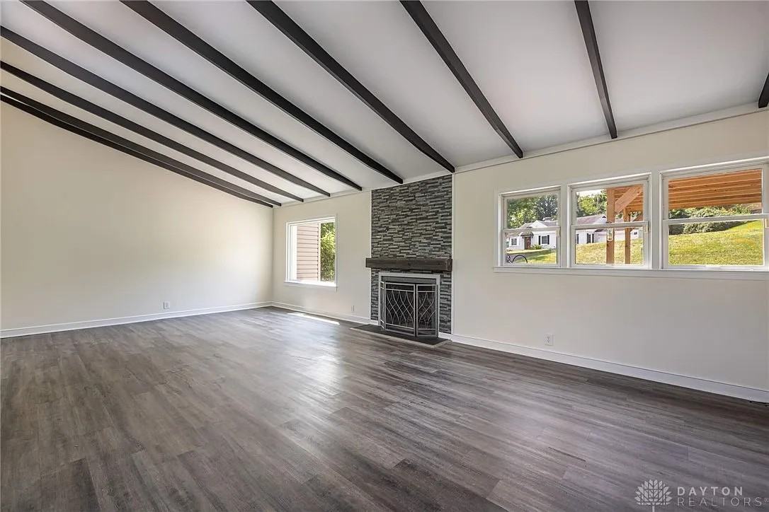 415 Hyde Park Dr #1 - Photo 2 of 10