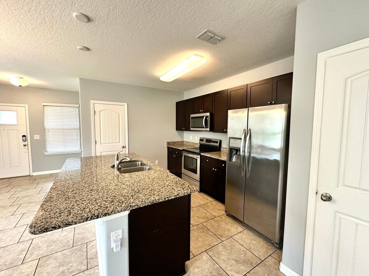 16350 Turning Tide Way - Photo 5 of 24