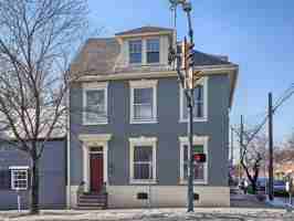 featured image of 102 S Hanover St