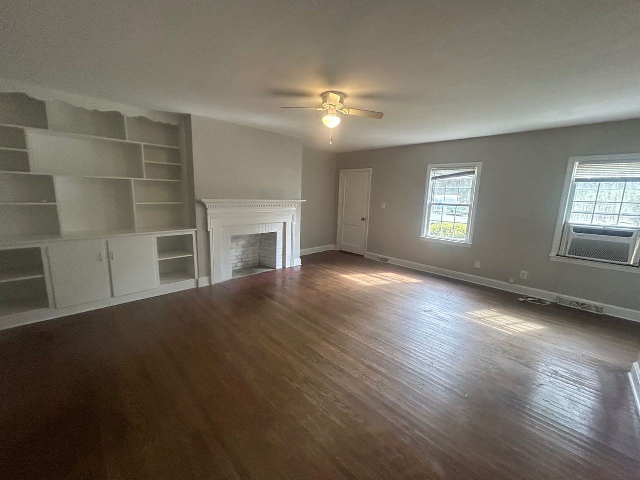 1717A Kennedy Dr - Photo 4 of 23