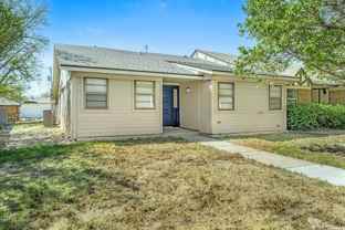 3103 Sw 27th Ave - Photo 1 of 1
